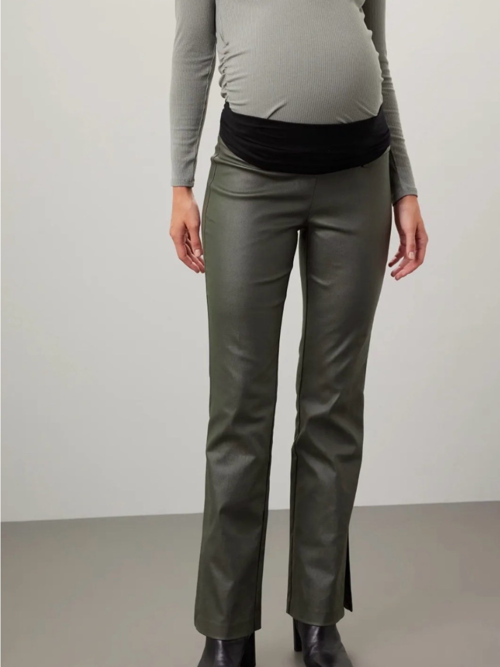 Maternity Faux-Leather Straight-Leg Pants in Olive
